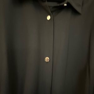 Dona. Karen. New  black  top size XL